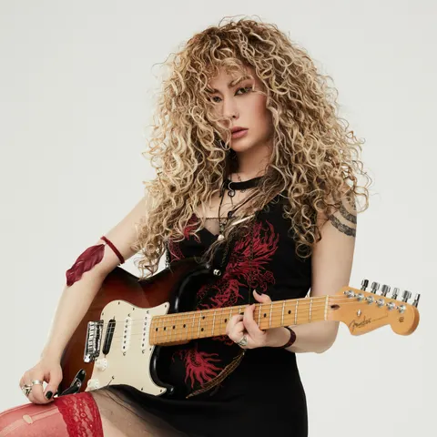 Sena Şener live in London - 2-for-1