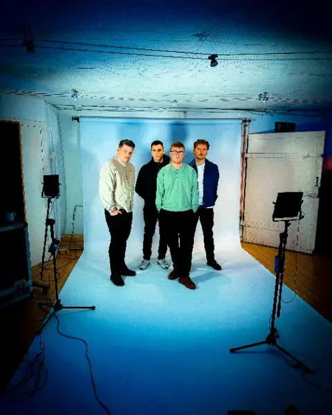 The Outcharms and Charlie Bennett live at The Sunflower Lounge