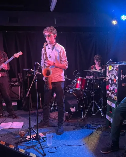 Delish Donut live at The Blue Posts
