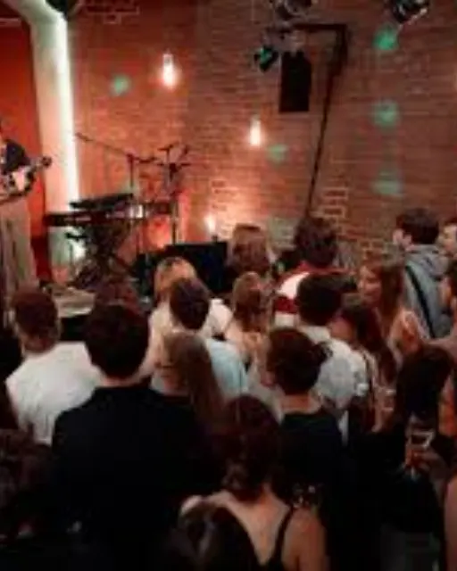 G5 Live Music Bar 