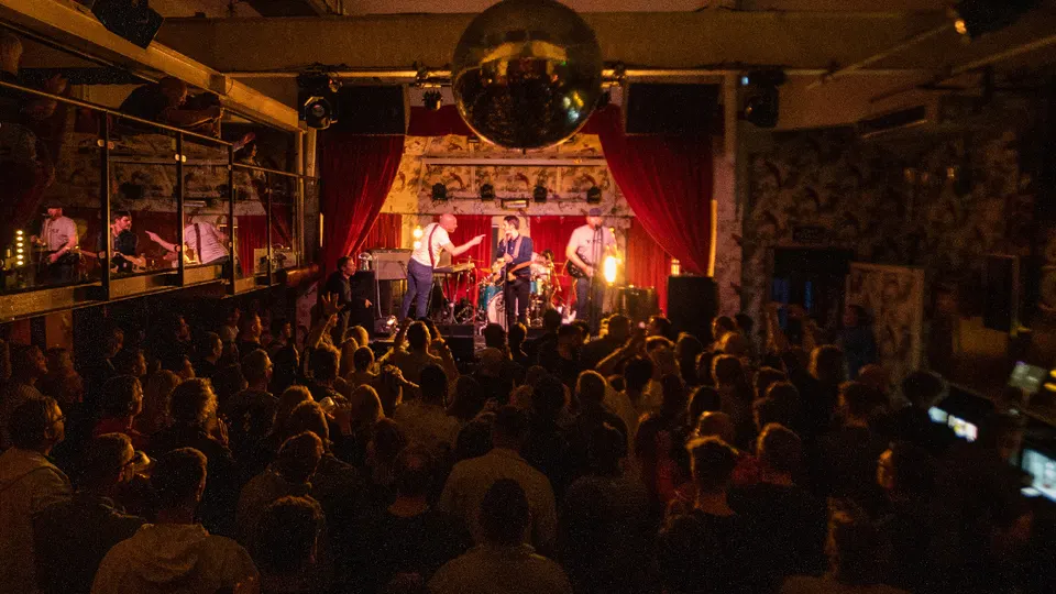 Academy 3