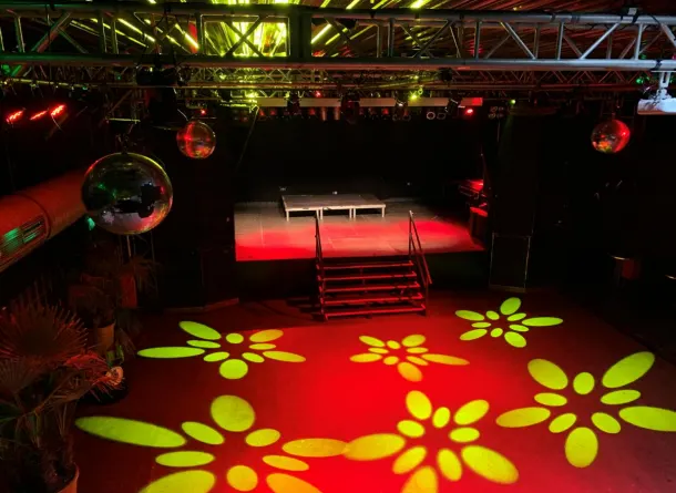 Backstage Halle